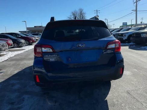 Used 2019 Subaru Outback 2.5i Premium image 7