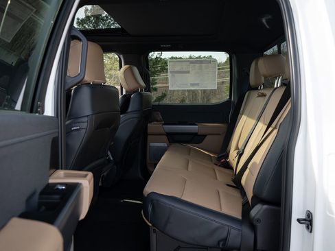 New 2026 Ford F250 Lariat w/ Lariat Ultimate Package image 35