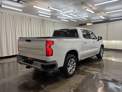Used 2024 Chevrolet Silverado 1500 LTZ AWD/4WD image 5