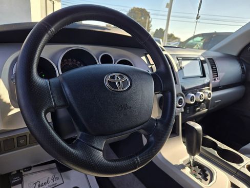 Used 2008 Toyota Sequoia SR5 image 11