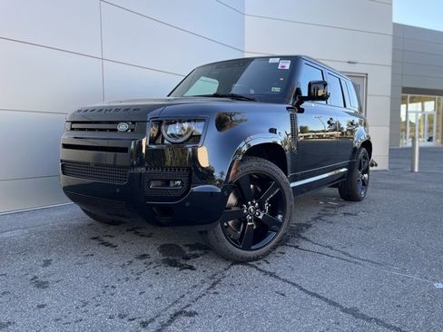 New 2025 Land Rover Defender 110 V8 image 11