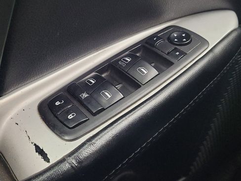 Used 2019 Dodge Journey SE w/ Premium Group FWD image 27