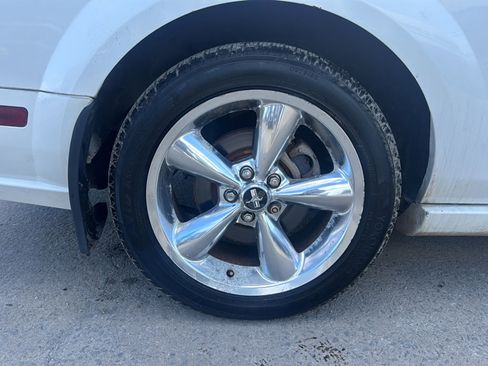 Used 2008 Ford Mustang GT Premium image 32