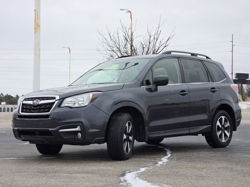 Used 2017 Subaru Forester 2.5i Limited w/ Protection Package #2 image 18