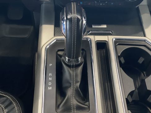 Used 2018 Ford F150 Lariat w/ Equipment Group 502A Luxury AWD/4WD image 22