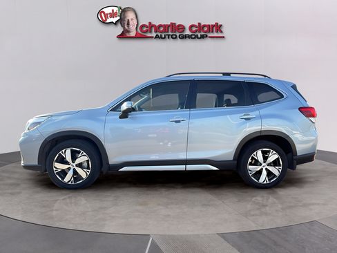 Used 2020 Subaru Forester Touring AWD/4WD image 2