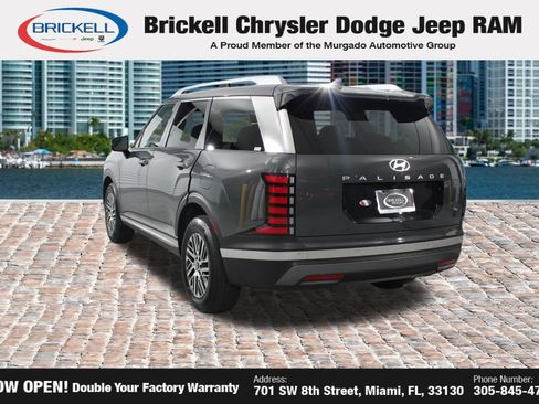 Used 2026 Hyundai Palisade SEL FWD image 3