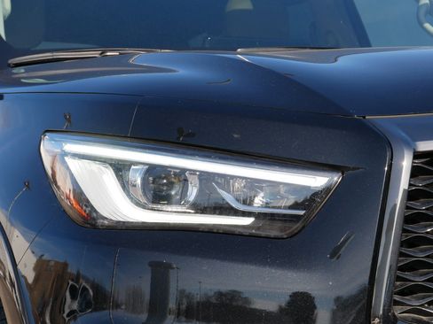 Used 2024 INFINITI QX80 Premium Select w/ Cargo Package image 16