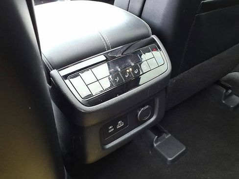 Used 2023 INFINITI QX60 Luxe w/ Performance Audio Package AWD/4WD image 24