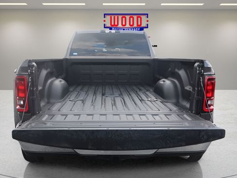 New 2026 RAM 3500 Big Horn AWD/4WD image 10