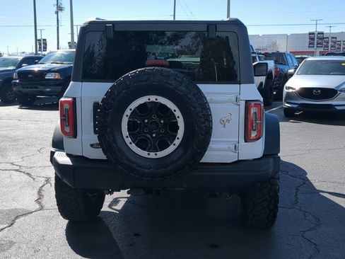 Used 2022 Ford Bronco Badlands image 7