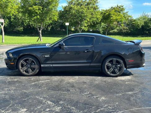 Used 2014 Ford Mustang GT Premium w/ Equipment Group 402A RWD image 22