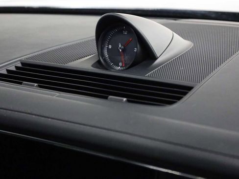 Used 2023 Porsche Panamera 4 image 23