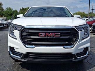 Used 2024 GMC Terrain SLE FWD video 2