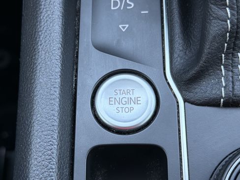 Used 2021 Volkswagen Atlas SE AWD/4WD image 11