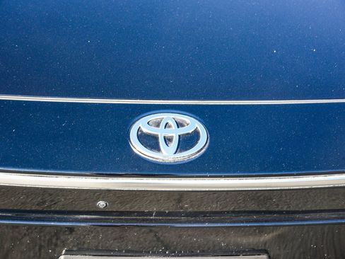 Certified 2023 Toyota bZ4X Limited image 13