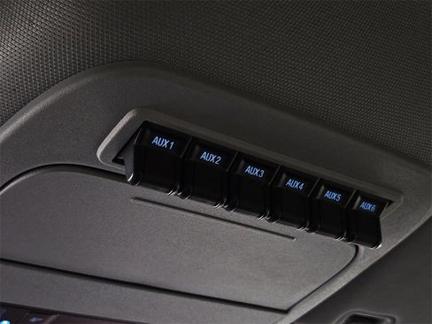 Used 2025 Ford F350 XL w/ XL Chrome Package image 31