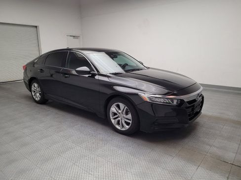 Used 2018 Honda Accord LX image 11