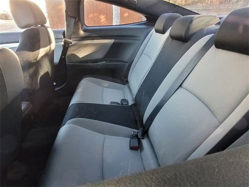 Used 2018 Honda Civic EX-T image 6