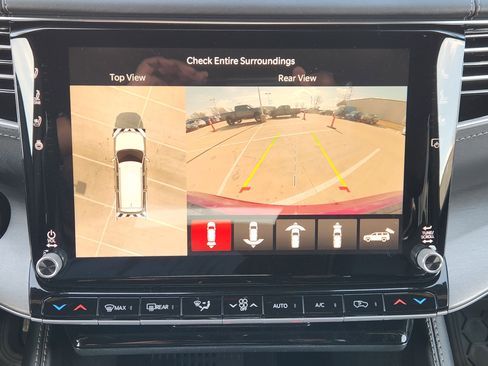 New 2026 Jeep Grand Wagoneer Limited image 14