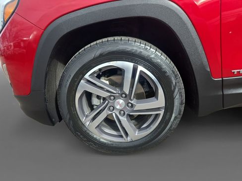 Used 2018 GMC Terrain SLT w/ Preferred Package image 16