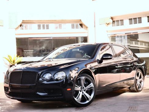 Used 2017 Bentley Flying Spur S W12 image 25