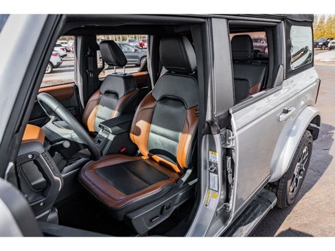Used 2024 Ford Bronco Outer Banks image 7