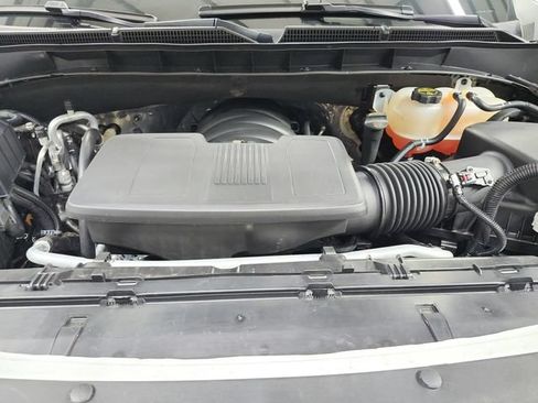 Used 2025 GMC Yukon XL Denali AWD/4WD image 18