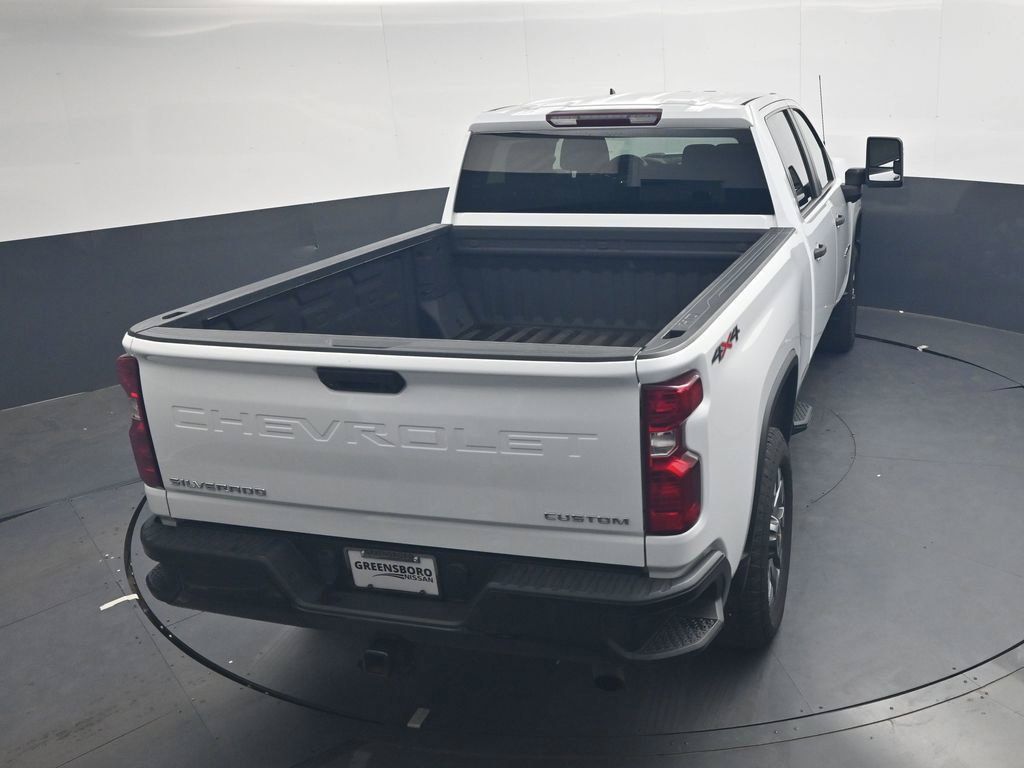 Used 2024 Chevrolet Silverado 2500 Custom AWD/4WD image 30