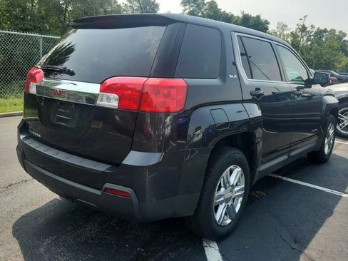 Used 2014 GMC Terrain SLE FWD image 2