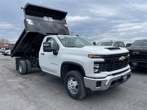 New 2026 Chevrolet Silverado 3500 W/T w/ WT Convenience Package AWD/4WD image 1