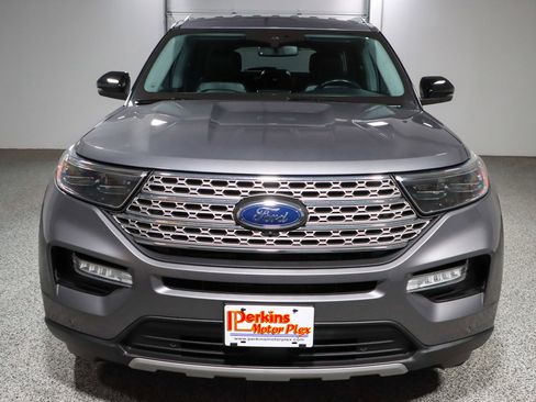 Used 2022 Ford Explorer Limited w/ Equipment Group 301A RWD image 4