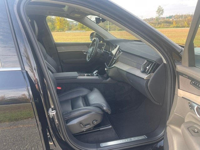 Used 2026 Volvo XC90 B6 Ultra AWD/4WD image 14