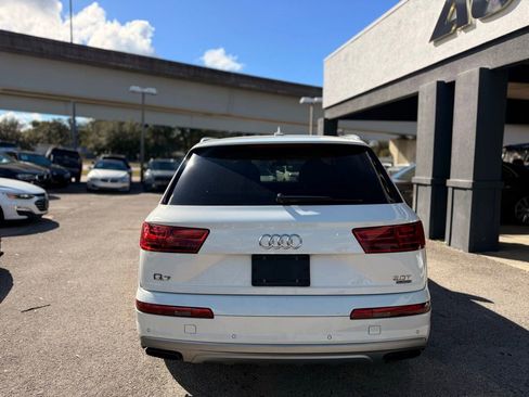 Used 2018 Audi Q7 3.0T Premium Plus image 8