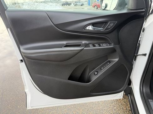 Used 2019 Chevrolet Equinox Premier image 25