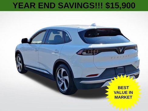 Used 2023 VinFast VF 8 Eco image 5