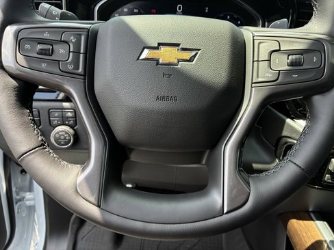 New 2026 Chevrolet Silverado 1500 High Country w/ High Country Premium Package AWD/4WD image 30