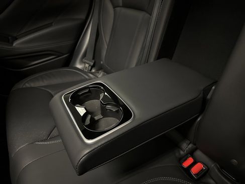 Used 2021 Subaru Forester Touring image 22