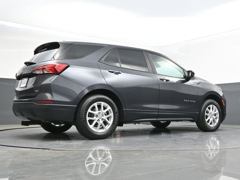 Certified 2022 Chevrolet Equinox LS w/ LS Convenience Package AWD/4WD image 42