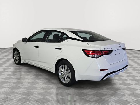 Certified 2025 Nissan Sentra S FWD image 6