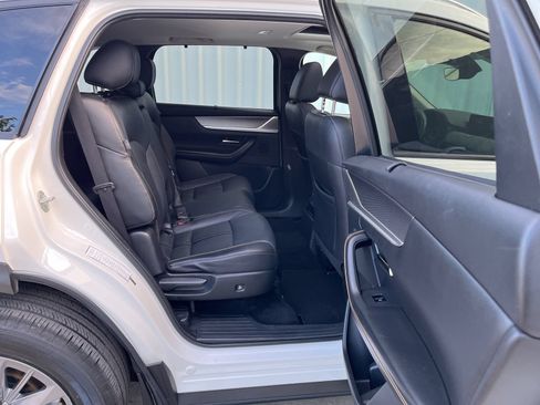 Used 2024 MAZDA CX-90 3.3 Turbo w/ Preferred Plus AWD/4WD image 10