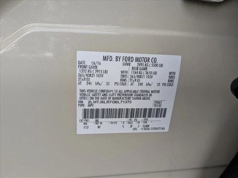 Used 2016 Lincoln MKX Reserve w/ Cargo Utility Package FWD image 24