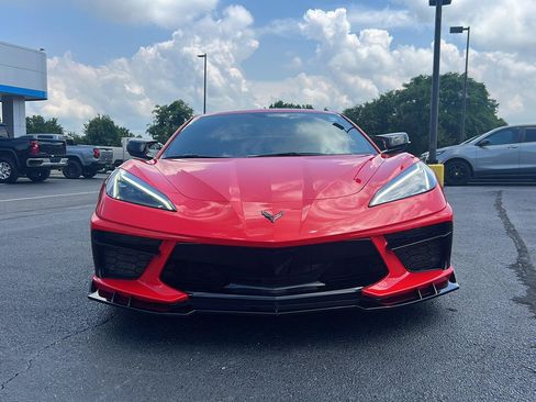 Used 2023 Chevrolet Corvette Stingray Convertible RWD image 2