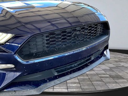 Used 2019 Ford Mustang Coupe w/ Equipment Group 101A RWD image 29