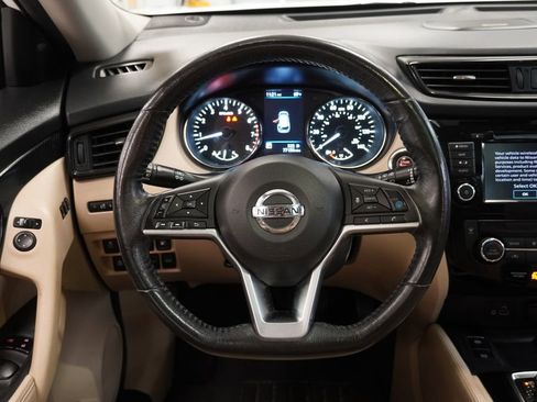 Used 2018 Nissan Rogue SL w/ Premium Package AWD/4WD image 11