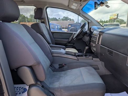 Used 2006 Nissan Titan SE RWD image 26