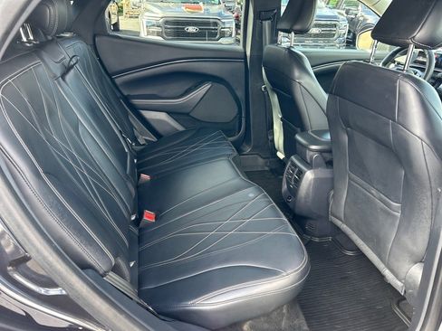 Used 2021 Ford Mustang Mach-E Select image 19
