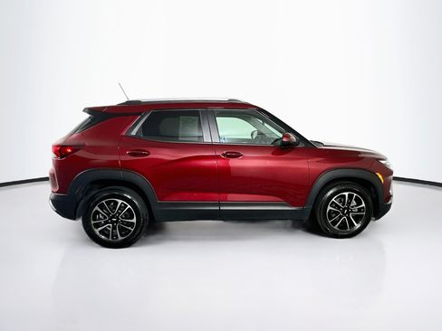 Used 2025 Chevrolet TrailBlazer LT FWD image 10