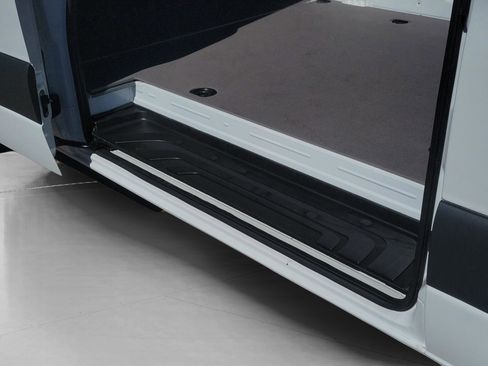 New 2025 Mercedes-Benz Sprinter 2500 image 31