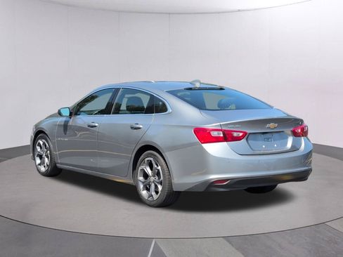 Used 2024 Chevrolet Malibu LT FWD image 3